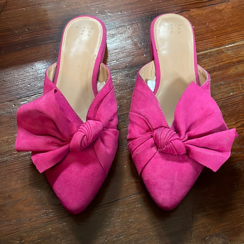 Hot pink flats size 10